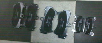 奥迪Q7原厂与拆车配件供应指南 前嘴、水箱、汽油泵、方向机大修包选购攻略